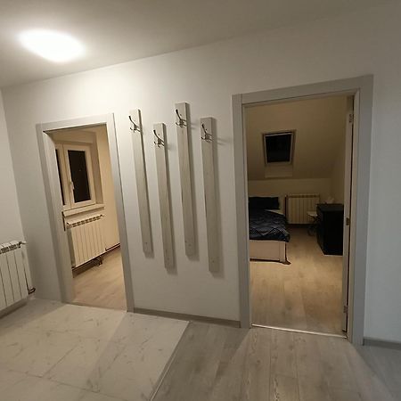 Privatna Soba Dusan Surčin Exterior foto